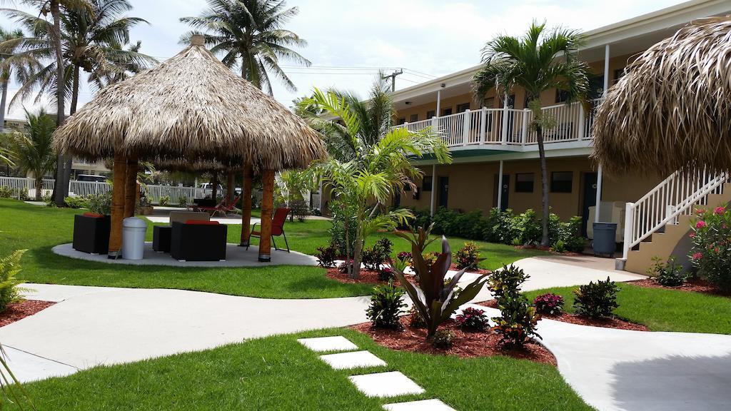 Oceans Beach Resort & Suites Помпано Бийч Екстериор снимка